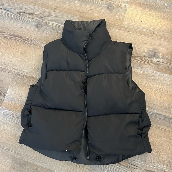 Black womens vest from urban planet, worn once size medium - Picture 2 of 3